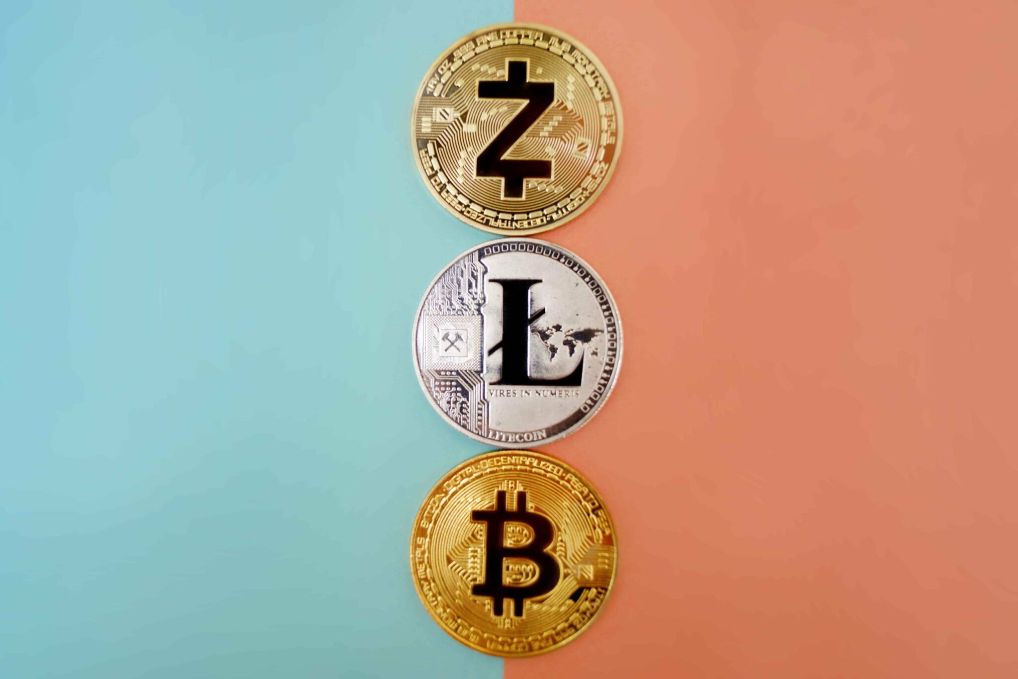 11 Best Crypto Twitter Accounts to Follow in 2025 - Hashtag Investing