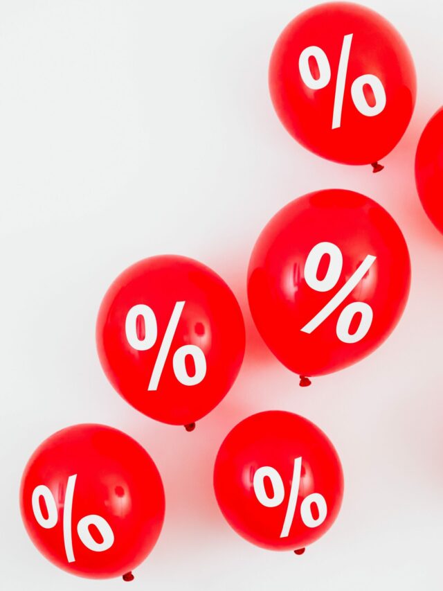 balloons symbolizing rising interest rates