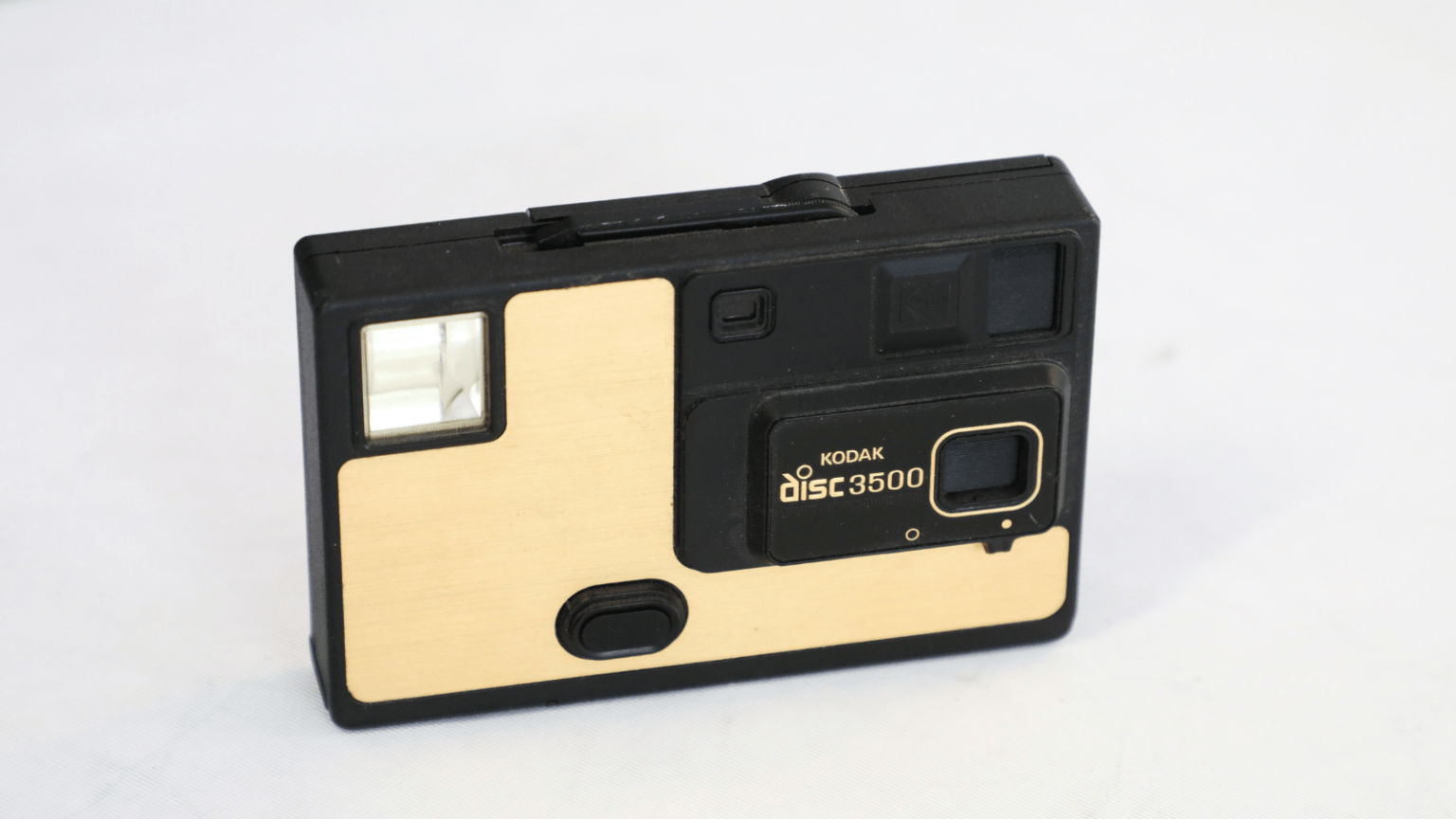 Don't Throw Away Money? 12 Potential Items from the 70s That Could Make ...