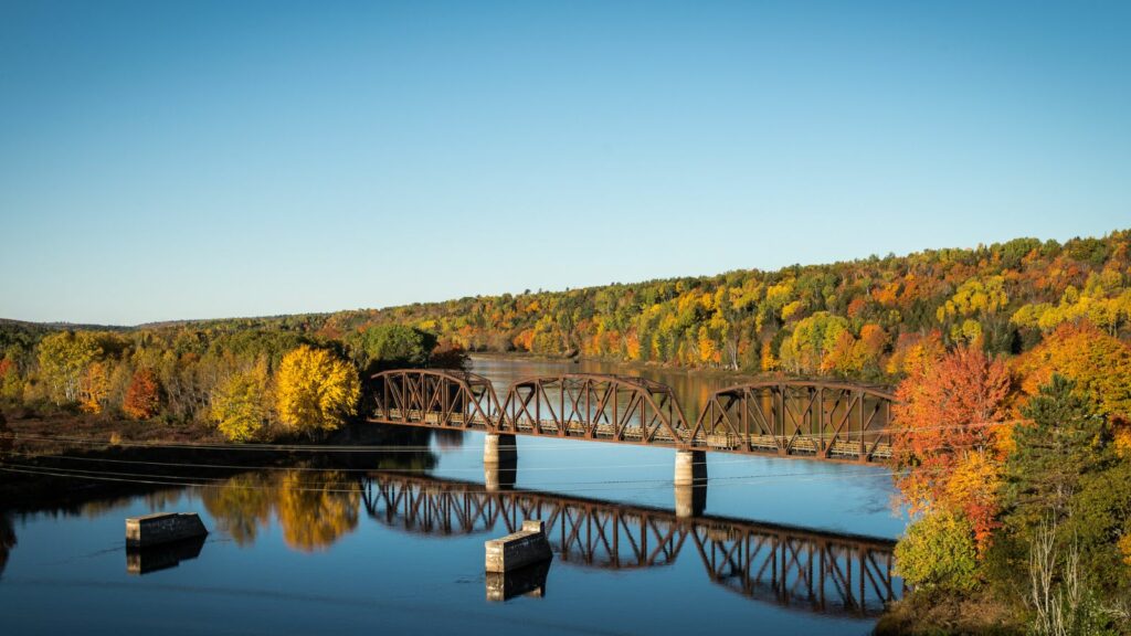 18 Canadian Towns Where Life Still Feels Affordable — For Now