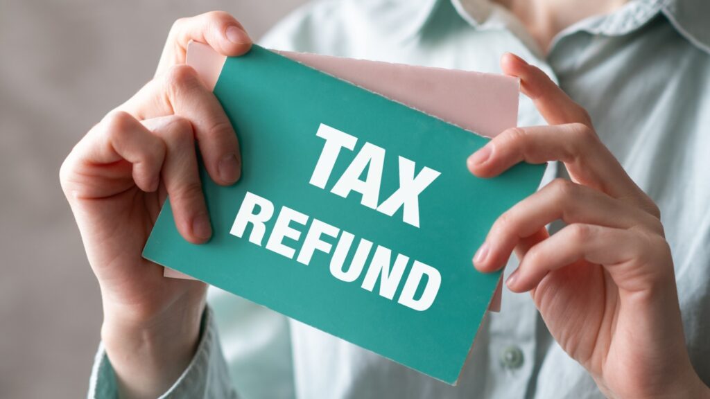 13 Financial Dead Ends Canadians Keep Falling Into After Tax Season