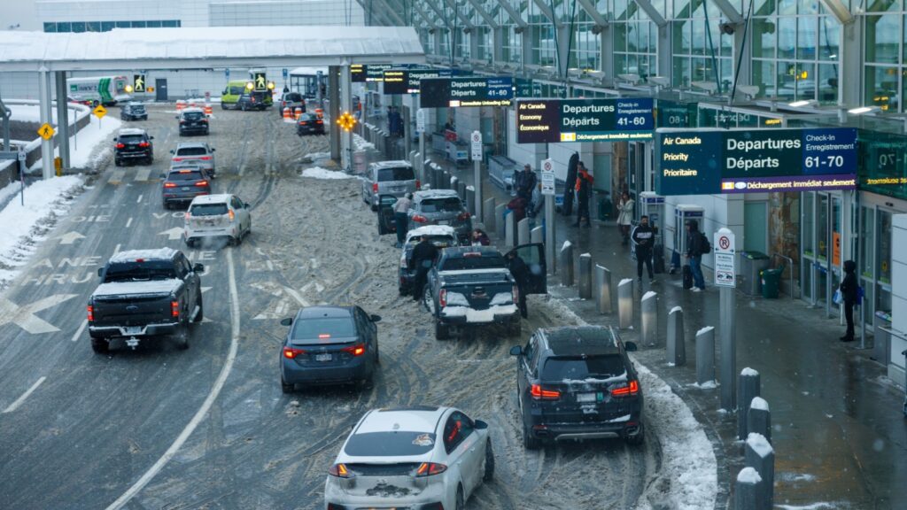 17 Things Canadians Should Know Before Renting a Car This Summer