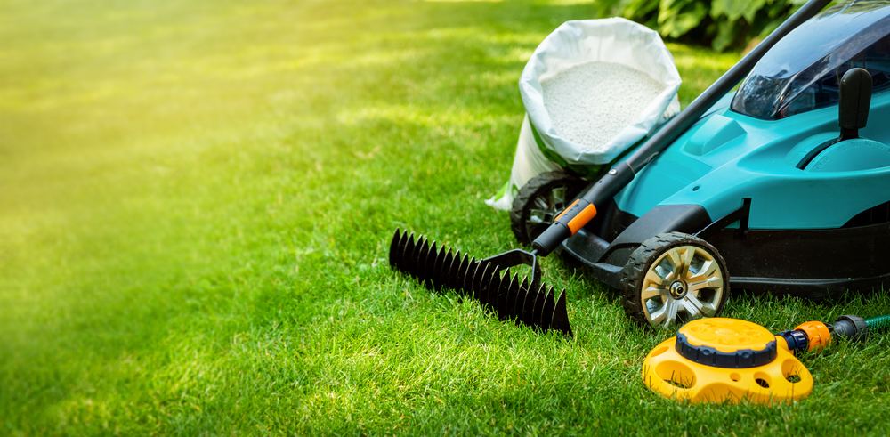 Service Lawn and Garden Equipment