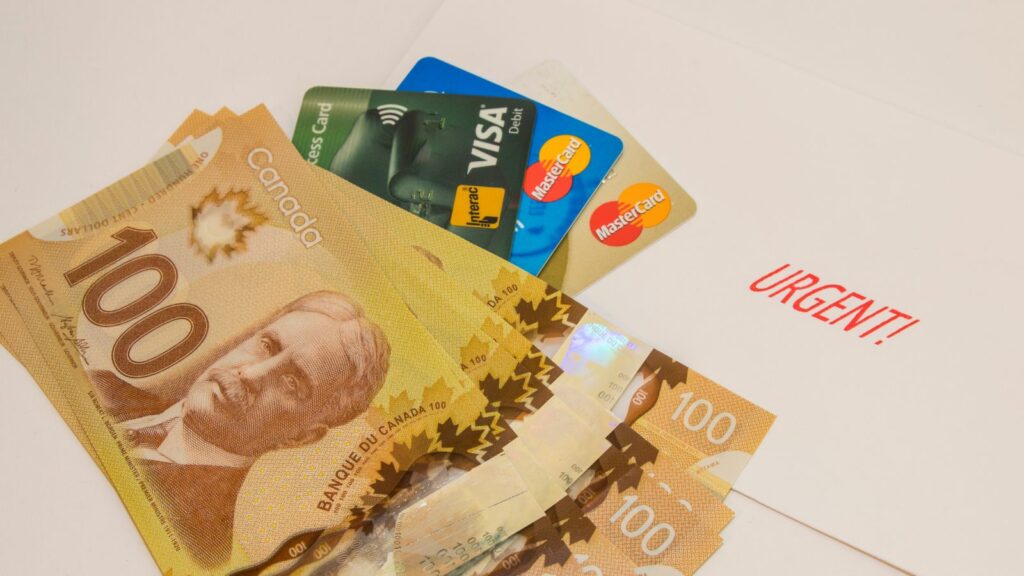 21 Small Financial Mistakes That Add Up Fast for Canadians