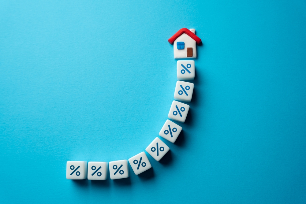 Rolling Other Debt Into the Mortgage Without Caution