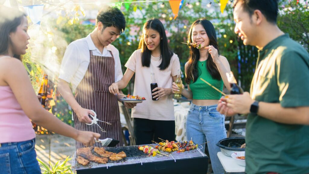 19 Canadian Summer Plans That Now Cost Way More Than People Expect