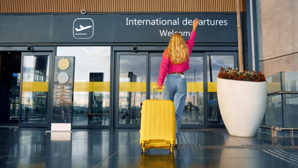 17 Hidden Travel Costs Canadians Don’t Notice Until It’s Too Late