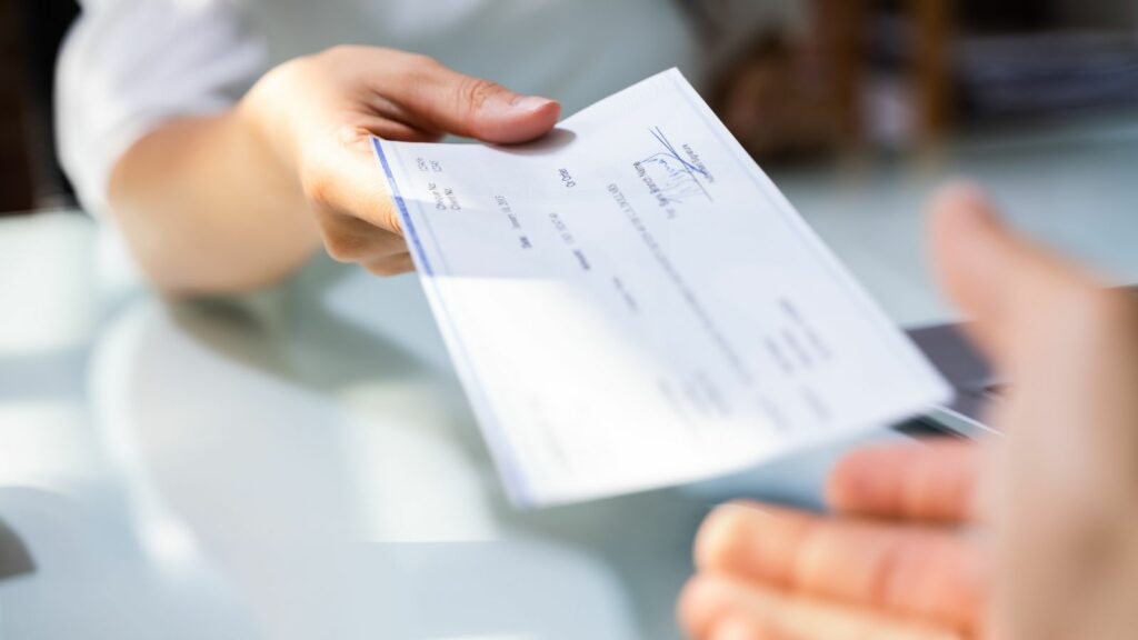 13 Bank and Service Fees Canadians Are Starting to Refuse in 2026