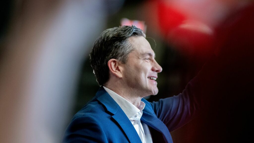 Poilievre Demands Carney Reveal Rejected U.S. Deal and Recall Parliament as Tariff Fight Deepens