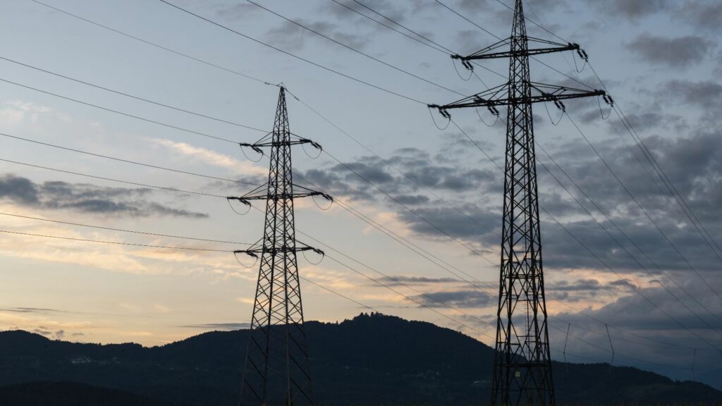 Vancouver Power Company Targets Multiple U.S. Sites With 5-MW Systems in New Cross-Border LOI