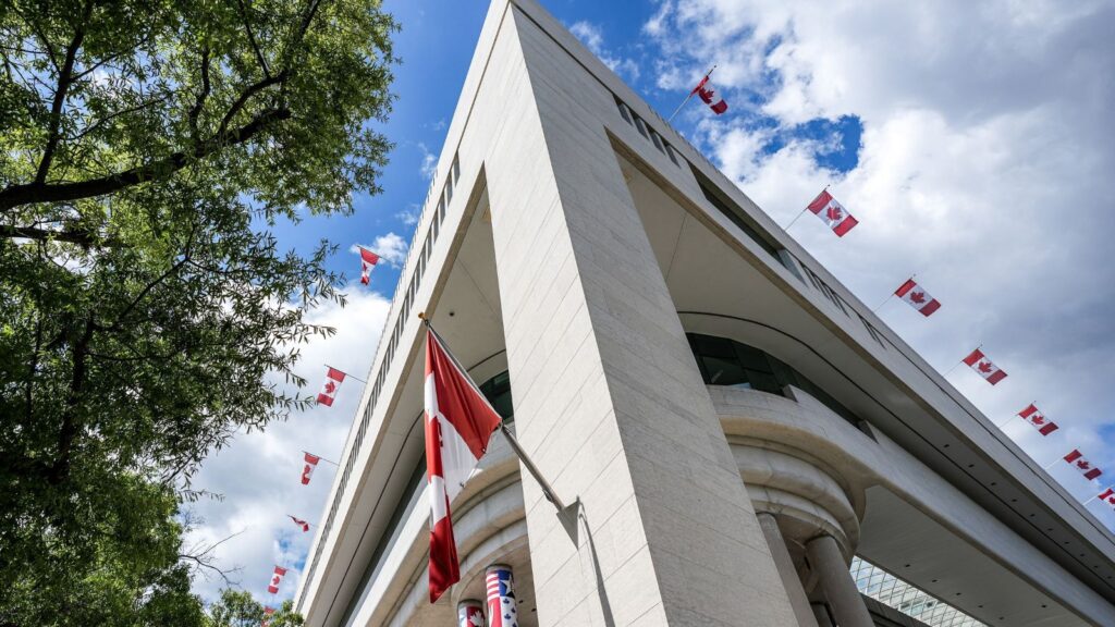 Canada’s Trade War Hits a Weak Spot as New GDP Data Shows Factory Output Falling Before August Tariffs