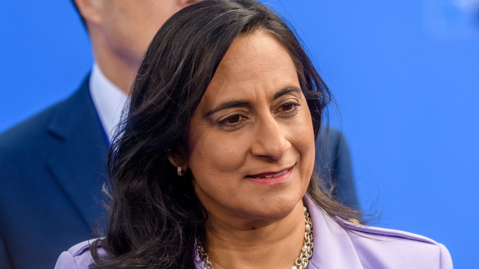 Anand Says Canada’s ‘Middle Power’ Strategy Is Gaining Ground as Ottawa ...