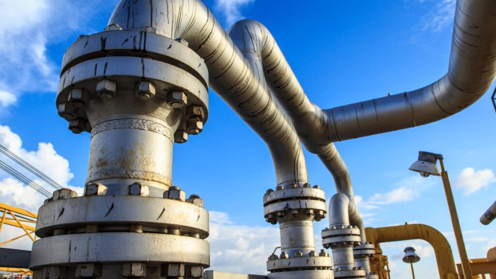 B.C. Poll Finds 71% Back Natural-Gas Pipelines — With Liberal and Conservative Voters Nearly Aligned