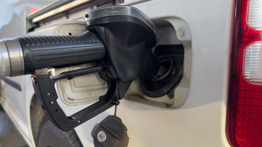 CN’s U.S. Freight Fuel Surcharge Jumps to 51.7% as Cross-Border Shipping Costs Climb