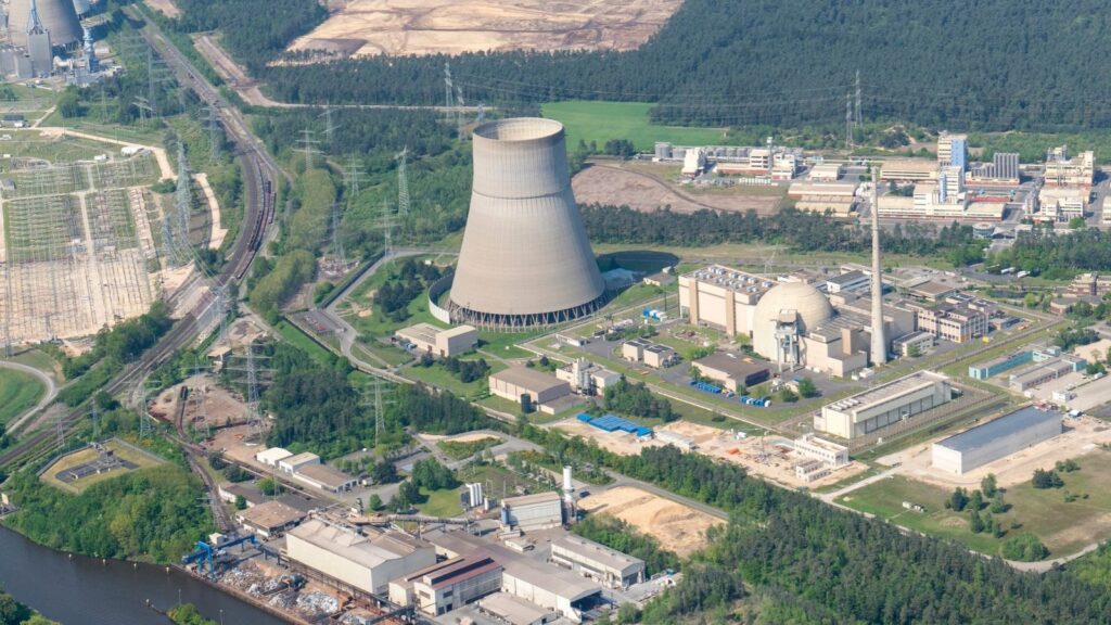 U.S. Spends $6.9 Million Pursuing Moon Resource That Ontario Nuclear Plants Already Produce, Canadian Executive Says